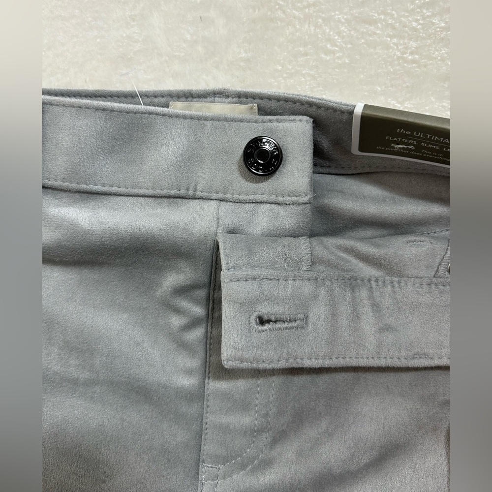 NWT Chico's Ultimate Fit Gray Stretch Faux Suede Women's Pull on Jeggings Size 1 - Picture 7 of 11